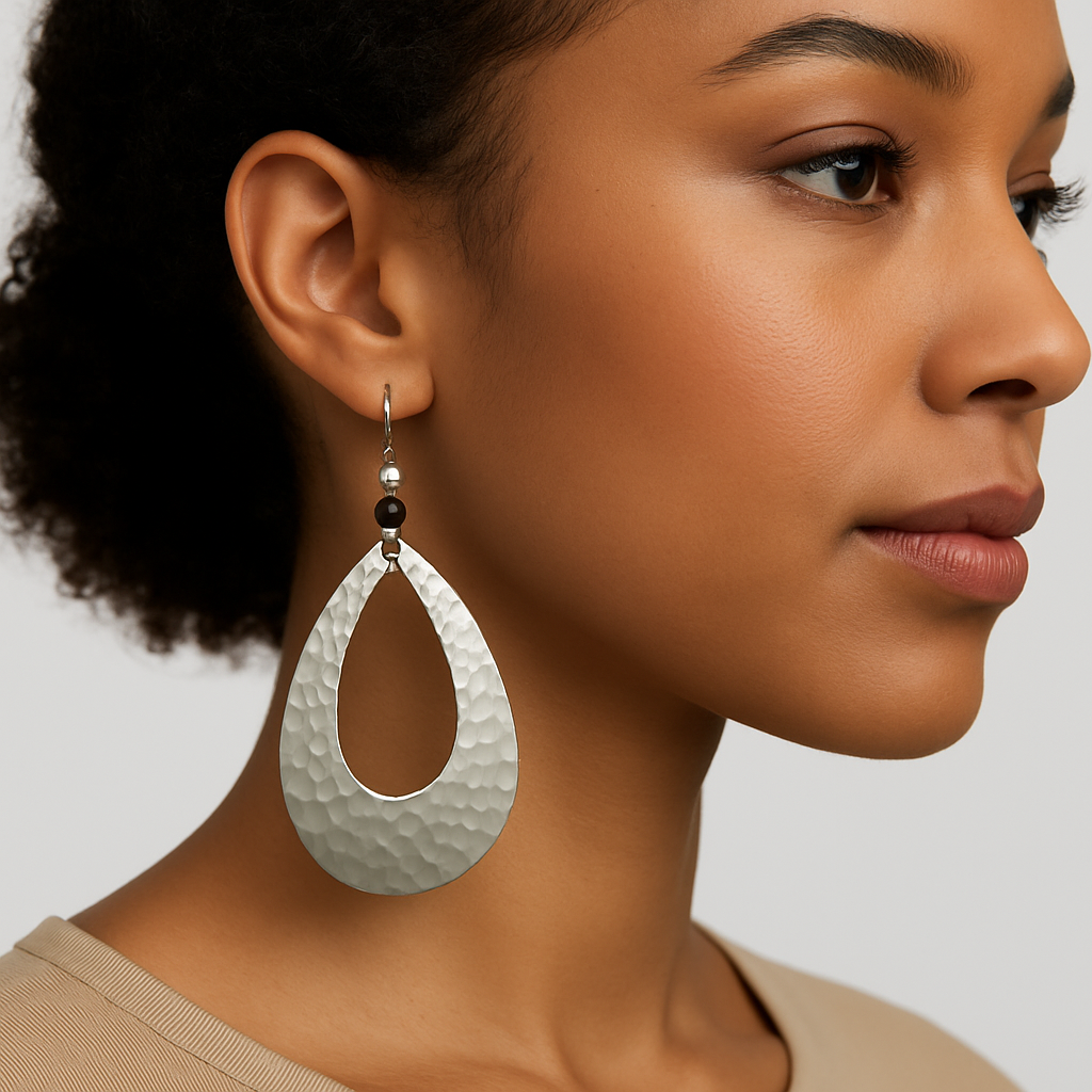 Aluminium oval earring