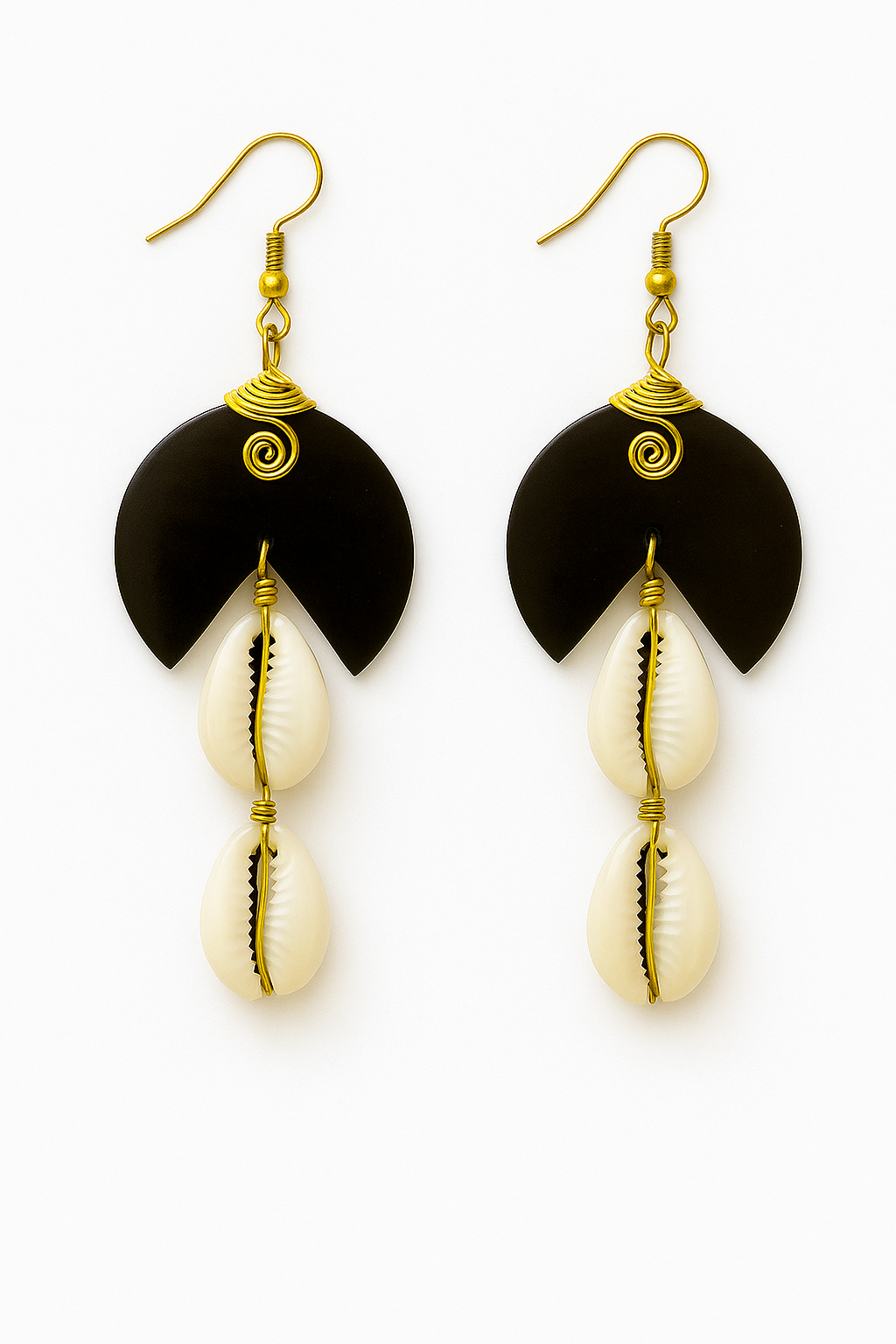 Brass 2 link cowrie black/white bone earring